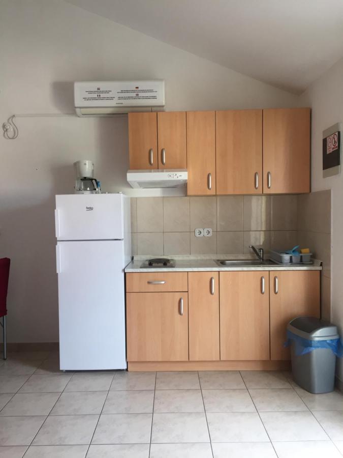 Apartmani Ingrid Stara Novalja Exteriér fotografie